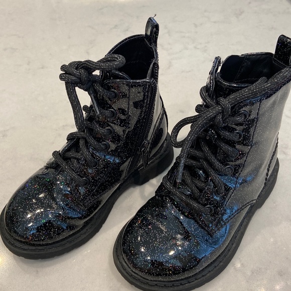 Girls combat boots - Picture 1 of 3